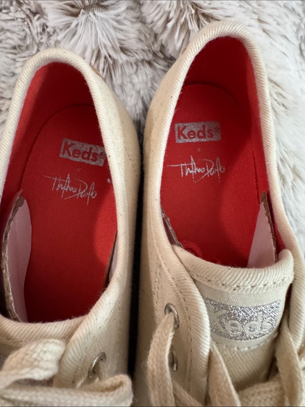 Keds Natural Canvas Sneakers with Multicolor Tribal Trim and additional lacesNWT - Picture 5 of 6